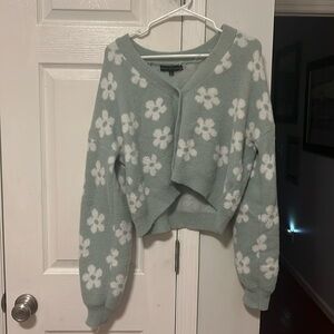 Green White Flower Sweater Cute for Winter
